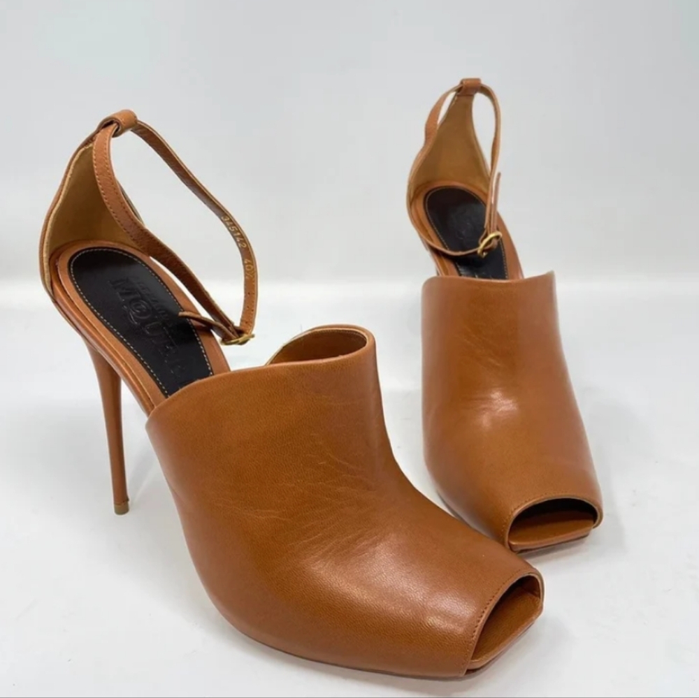Alexander McQueen cognac heels